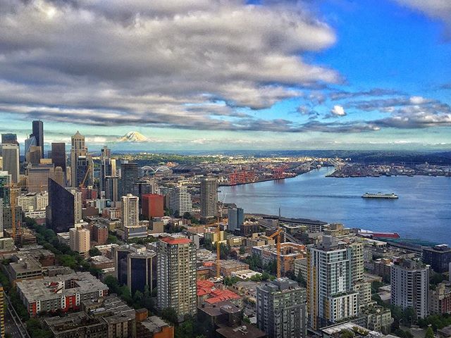 Looking due south from @SpaceNeedle restaurant iver#PugetSound and#Seattle with #mountranier in the distance. #visitseattle #PacificNorthWest #landscapephotography #travelphotography #travelblogger #travel #photooftheday